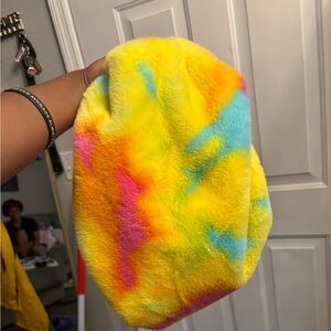 Colorful Tie-Dye Faux Fur bonnet
